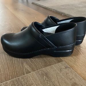 Brand new Dansko clogs. NWOT